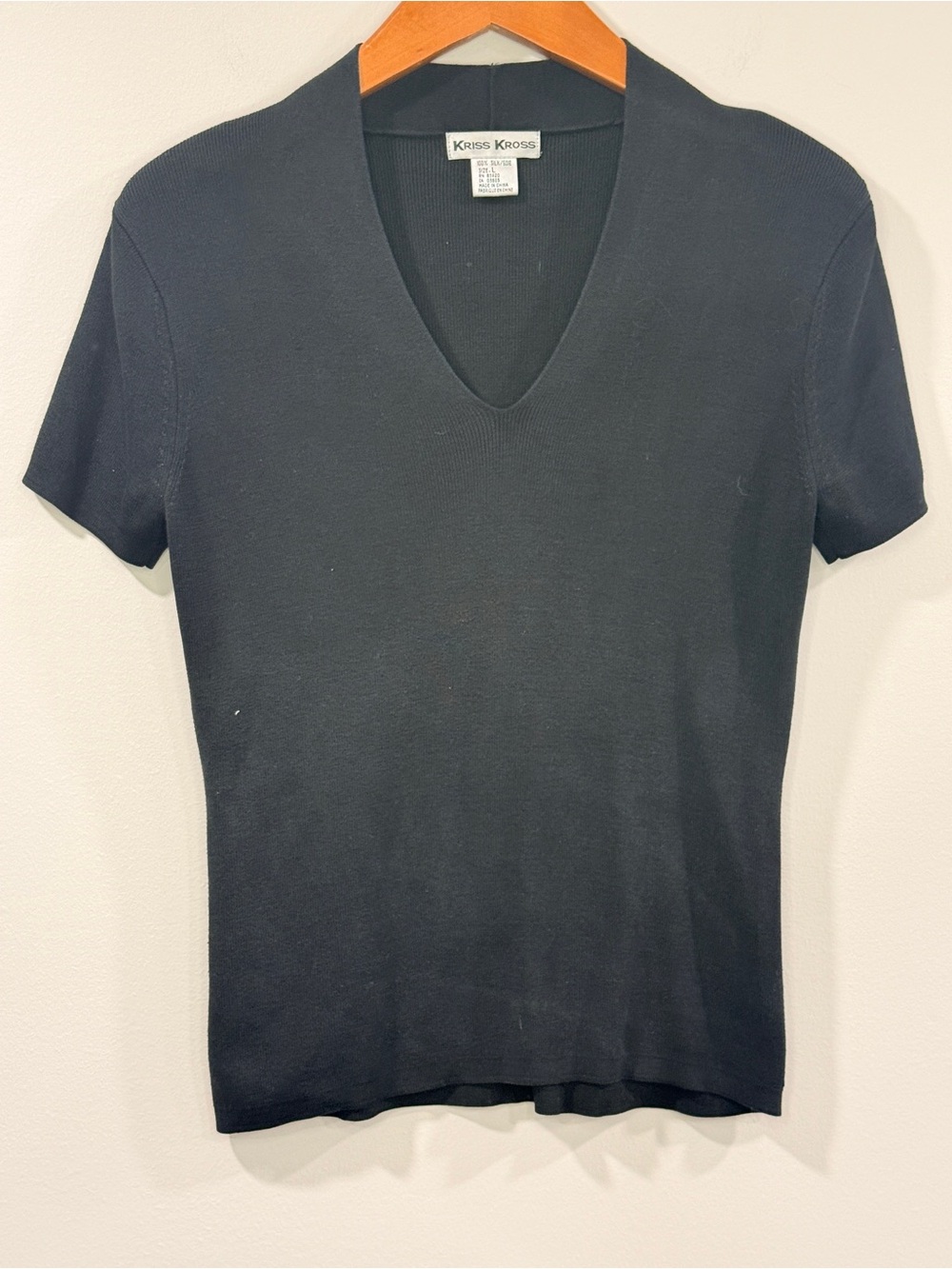 Kriss Kross Womens Classic Black Silk V-Neck Short Sleeve Tee Size L